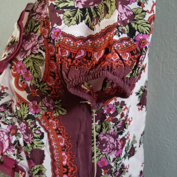 New Anthropologie Floral Ruffle Blouse Silk Ya-Da Boho V-Neck Top Small - Picture 5 of 8